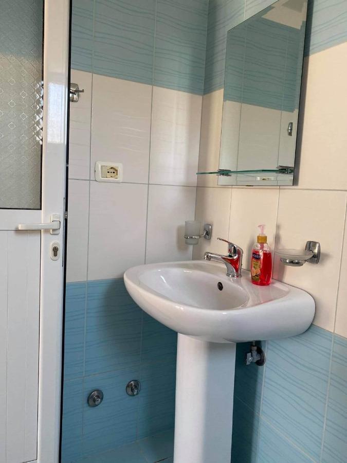Villa Roku Ksamil Eksteriør billede
